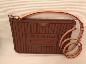 Louis Vuitton Pochette Neverfull Inside Out Cognac mit Canvas Innen - Bild 1 von 13