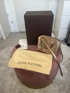Louis Vuitton Alma BB Vernis Lackleder Bronze/Gold - Bild 1 von 9