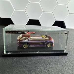 Ultra Rare 2000 Hot Wheels ORANGE DEORA II New York TOY FAIR Acrylic case - Picture 1 of 9