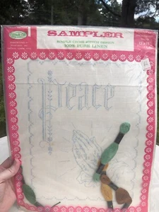 Vintage Wonder Art Sampler Kreuzstich Design Leinen Stoff "Peace" 12x15 - Bild 1 von 5