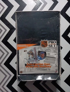 NHL 1991-1992 Pro Set Hockey SEALED Wax Box 36 Pack  French  Edition DAMAGED BOX - Picture 1 of 16