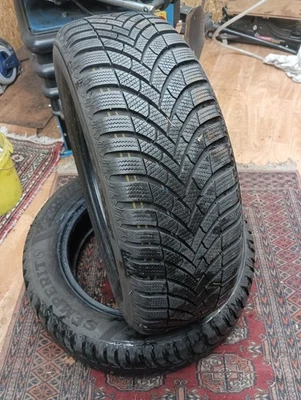 2 x Winterreifen Semperit Speed-Grip 5 205 60 16 92H DOT2423 Ca 8,3 nm Profil  - Bild 1 von 4