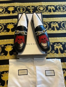 NEU 100 % AUTHENTISCH GUCCI LAMM TAUCHEN SCHWARZ SCHÄDEL PFERDEBIT LOAFERS SCHUHE G 8 US 8,5 - Bild 1 von 9
