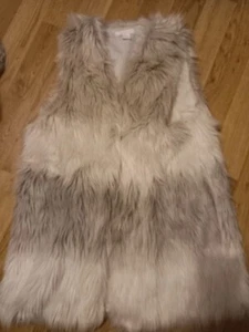 H&M faux fur gillet size 10 - Picture 1 of 4