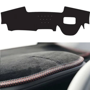 Cubierta antideslizante de terciopelo para tablero BL punto rojo para Hyundai Kona 2017 ~ 2022 con HUD - Imagen 1 de 10
