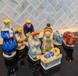 Henroit Quimper Nativity 9 Piece Set French Faiance Pottery Wise Men Mary Joseph - Picture 1 of 7