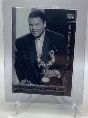 2000 Upper Deck Master Collection #28 Muhammad Ali  /250 - Image 1 of 2