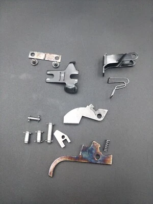 Lote de piezas vintage Savage Stevens modelo 58 12 Ga gatillo pasadores de corte tornillos seguridad Foto 1 de 4