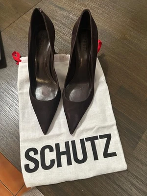 Zapatos de gamuza marrón Schutz 9,5 Foto 1 de 3