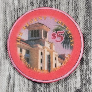 Vintage 2000s The Regent Casino Hotel Spa Golf Las Vegas Nevada $5 Poker Chip - Picture 1 of 3
