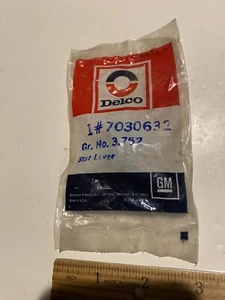 NOS Chevrolet 1971-1972 Chevy Vega w/ 2BC (2nd Design) Carb. Stat Lever #7030632 - Picture 1 of 5