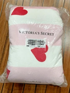 Victoria's Secret Cozy Plush Blanket V Day Hearts Pink & Red 60x50 NWT NIP - Picture 1 of 4