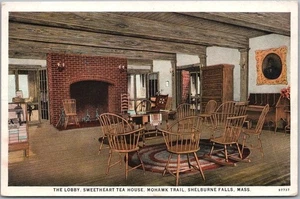 c1930s SHELBURNE FALLS, Massachusetts Postkarte SWEETHEART TEA HOUSE Lobby View - Bild 1 von 2