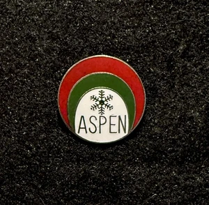 Insignia de prendedor de esquí ASPEN COLORADO estación de esquí recuerdo snowboard solapa de viaje - Imagen 1 de 3
