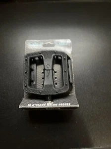 SE Racing Pedals 12 O'Clock Nylon 9/16 in Light Blue or Black - Picture 1 of 3
