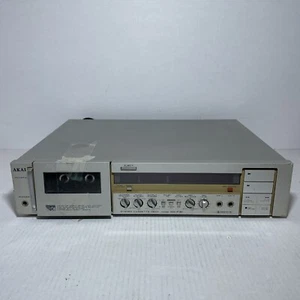 Akai - GX-F31 | Direct Drive Cassette Deck | FOR PARTS Only - Picture 1 of 6