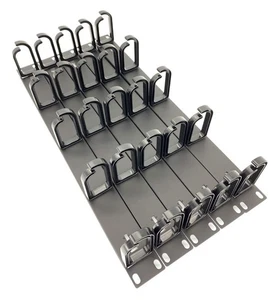 Metal Master - Pack de 5 Panneau de Gestion de Câble Rack Serveur 1U 19" avec Crochet D-Ring... - Photo 1/9