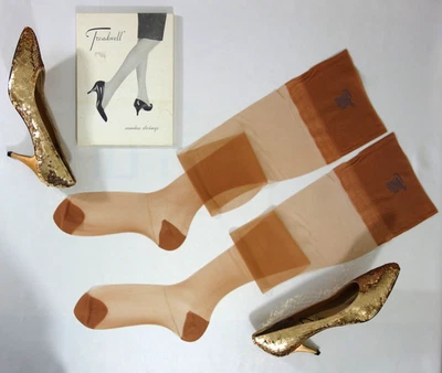 3 PR BOX VINTAGE~TREADWELL HANES NYLON STOCKINGS #2115 15D SHEER SUNBEIGE 10.5 - Image 1 of 4