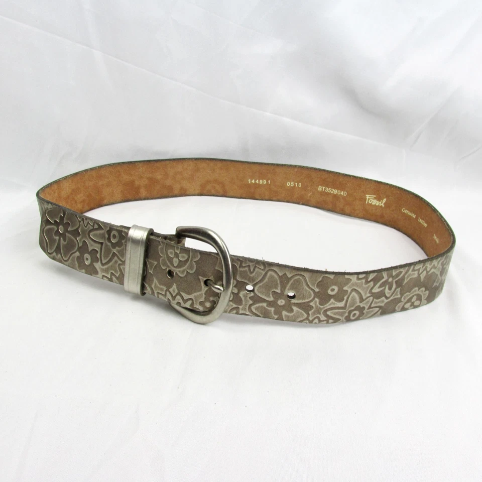 Cinturón de cuero Fossil talla S 36" plateado bronce cepillado con diseño de flores en relieve Foto 1 de 4