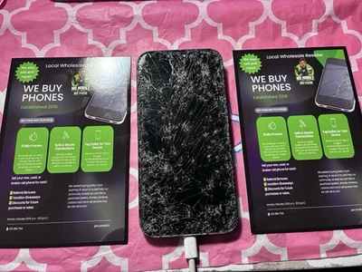 iPhone 14 piezas agrietadas Foto 1 de 4