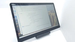 Fujitsu Q738/SB Arrows Tab Core i5-8350U RAM 8GB SSD128GB 13.3in Win 11 Pro - Picture 1 of 7