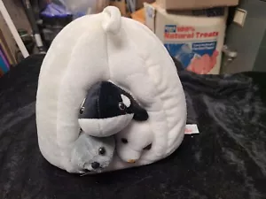 Unipak 6" Snow Finger Puppet House w/ 3 Puppets Whale Polar Bear Seal In 9"House - Picture 1 of 5