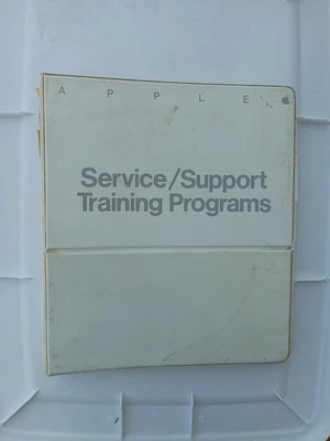 Extremely Rare 1983 APPLE IIe SERVICE SUPPORT MANUAL  - Image 1 of 4