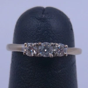 MA1) 14k White Gold Diamond .21TCW Size 3.25 "Past, Present, Future" Ring - 1.6g - Picture 1 of 9