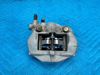 Pinza de freno trasera Lexus LS430 con pastillas para conductor 47750-50150 65 k 2001-2006 OEM Foto 1 de 4