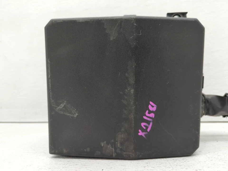 Módulo de relé de caja de fusibles deportiva Mitsubishi Outlander 2012-2017 GYCSQ Foto 1 de 4