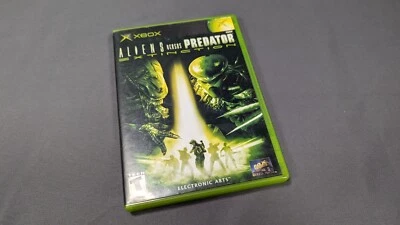 Aliens vs. Predator: Extinction ( XBOX 2003) Complete  - Image 1 of 2