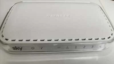 NETGEAR DG834GT 108 Mbps 10/100 Wireless G Router (DG834GTUK) - Image 1 of 3