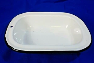 VINTAGE WHITE & BLACK TRIM ENAMEL BAKING DISH OVEN TRAY WITH HANGING HOLE - Picture 1 of 4