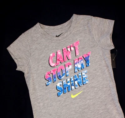 CAMISETA NIKE NIÑAS...TALLA 6-X...GRIS con gráficos ROSA/AZUL... ¡NUEVA CON ETIQUETAS!    Foto 1 de 2