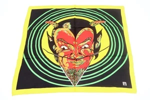 Rice Picture Silk 18" (Devil) de Silk King Studios Magic Trick - Imagen 1 de 5