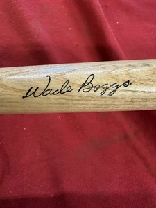 VINTAGE LOUISVILLE SLUGGER 125 WOODEN MINI BASEBALL BAT WADE BOGGS SIGNATURE!! - Picture 1 of 5