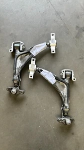 Genuine Volvo XC60/XC90 2018- Front Lower Suspension Arms - Picture 1 of 1
