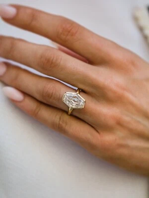 6.50 Carat Old Mine Lozenge Shape Moissanite Bezel Set Ring, Engagement Ring - Image 1 of 4
