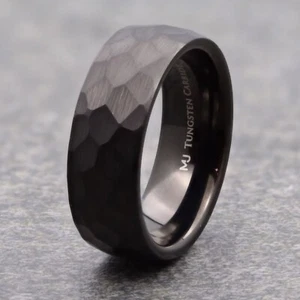 Anillo de boda estilo obsidiana o dorado martillado de 8 mm carburo de tungsteno - Imagen 1 de 13