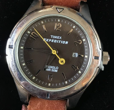 Reloj Timex Expedition Indiglo Hombre WR50M Nuevo Batería/Funciona Excelente T49856 957-W6 Foto 1 de 4