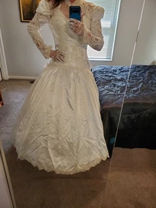 Bridal Originals sz 20 wedding dress long sleeved satin beaded embroidered lace - Picture 1 of 20