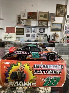 1/24 1998 RCCA #18 Small Soldiers Bobby Labonte nascar Pontiac - Picture 1 of 11