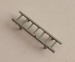 Dinky Toys 261 ladder for the GPO van. - Picture 1 of 2