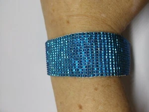 Handmade 1" in. Glass beaded bracelet - Picture 1 of 18