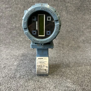 Rosemount 1" Flowmeter & Transmitter 8732EST2A1N0DA1M4 w/ 8711TSA010U1N0G1 Used - Picture 1 of 21