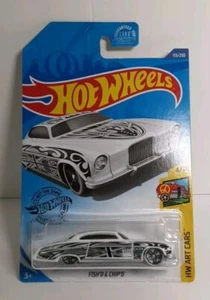 2020 Hot Wheels HW Art Cars 4/10 Fish'D & Chip'D White W/Gray Wheels 113/250 New - Picture 1 of 6