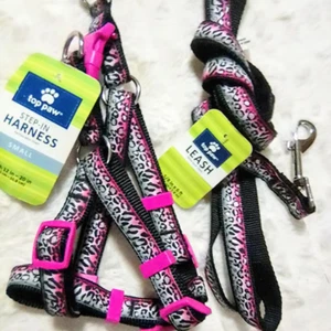 Petsmart *SET* Dog HARNESS & LEASH Hot Pink Black Silver Mettalic Leopard S - Picture 1 of 4
