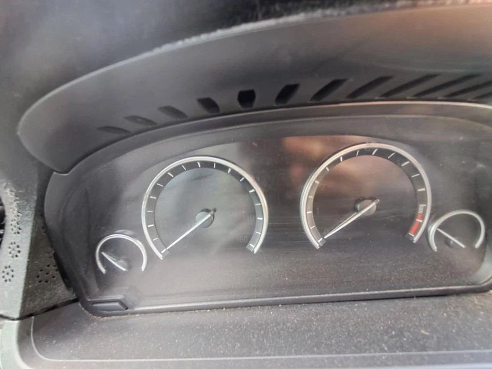 Velocímetro Cluster Twin Turbo MPH Thru 08/31/10 Se adapta 09-11 BMW 750i 2754933 Foto 1 de 4