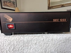 ZASILACZ SAMLEX SEC1223 DC 13,8VOLT 12V 23AMP z niestandardowym złączem bieguna zasilania - Zdjęcie 1 z 14