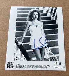 ANNIE POTTS SIGNED WHO'S HARRY CRUMB 8X10 PHOTO BECKETT COA HAND SIGNED - Picture 1 of 1